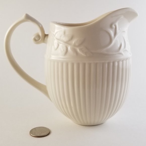 I. Godinger & Co. Small Porcelain Jug Pitcher - Picture 1 of 11
